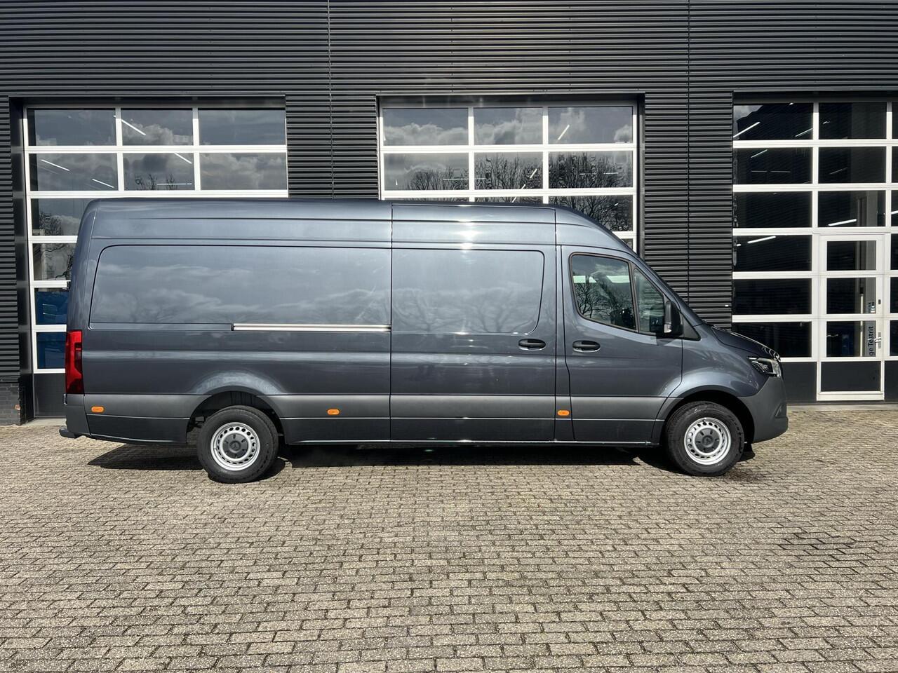 Mercedes-Benz SPRINTER 315 1.9 CDI L3H2 | LED verlichting | Geveerde stoel | 10,25 inch MBUX scherm | Opstap achter | Achteruitrijcamera | Cruise control