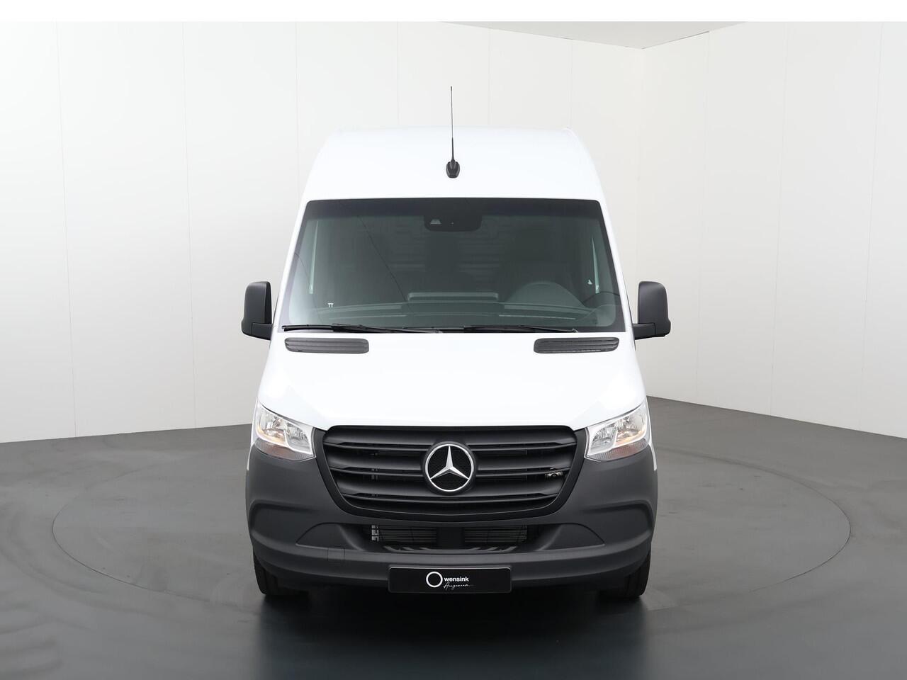 Mercedes-Benz SPRINTER 211 CDI GB L2 FWD Functional 311 1.9 CDI L2H1 Functional Mercedes-Benz Sprinter 211 CDI GB L2 FWD Functional | Navigatie | Parkeercamera | Airco | Cruise control