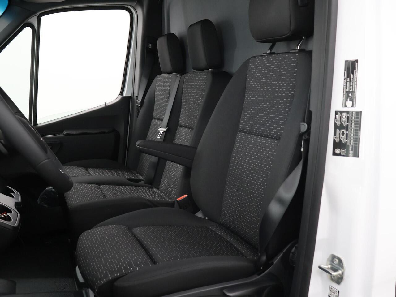 Mercedes-Benz SPRINTER 315 L2H2 RWD | Stoelverwarming | Navigatie | Parkeercamera | Dodehoekdetectie