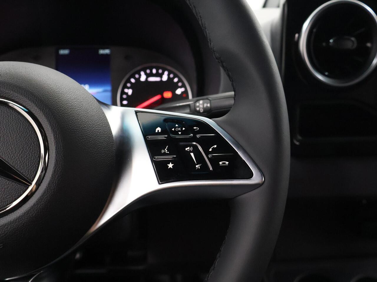 Mercedes-Benz SPRINTER 319 L2H2 RWD SELECT | BPM vrij | LED | PDC | LEER |