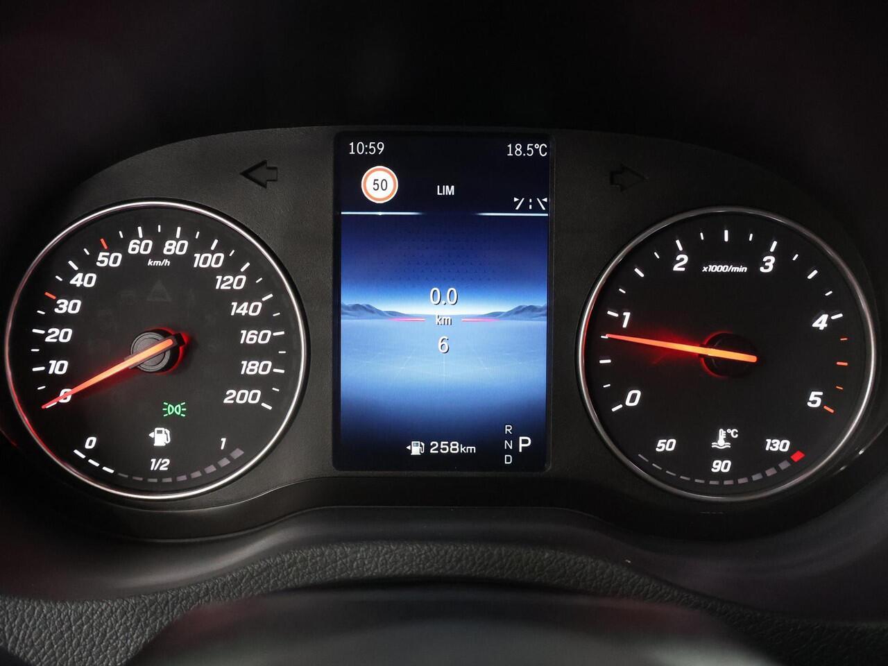 Mercedes-Benz SPRINTER 319 L2H2 RWD SELECT | BPM VRIJ | LED | DISTRONIC | WINTERPAKKET | NAVIGATIE