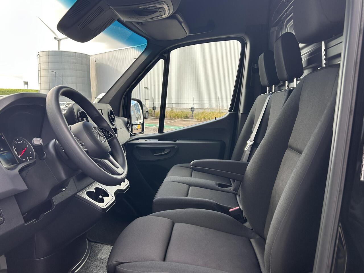 Mercedes-Benz SPRINTER 315 1.9 CDI L2H2 RWD