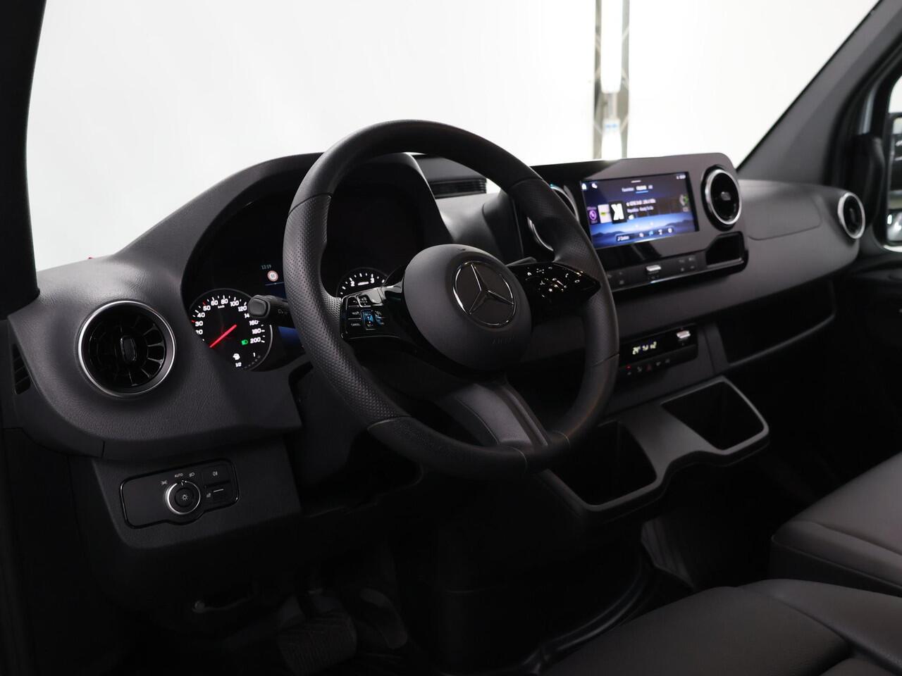 Mercedes-Benz SPRINTER 319 CDI | L2 H2 | PRO | AUT. | LED | 3500 KG AHW VOORBEREIDING | STOELVERWARMING | ACHTERUITRIJCAMERA | METALLIC | E4S SMARTPHONE INTEGRATIE | DODEHOEKDETECTIE | LICHTMETALEN VELGEN