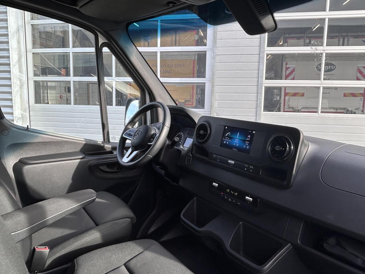 Mercedes-Benz SPRINTER 315 1.9 CDI L2/H2 RWD | Achteruitrijcamera | Applecarplay