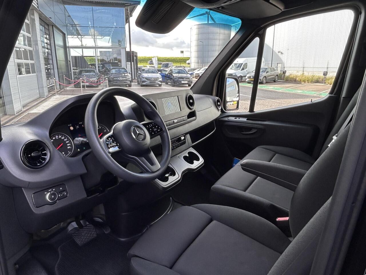 Mercedes-Benz SPRINTER 315 1.9 CDI L2H2 RWD