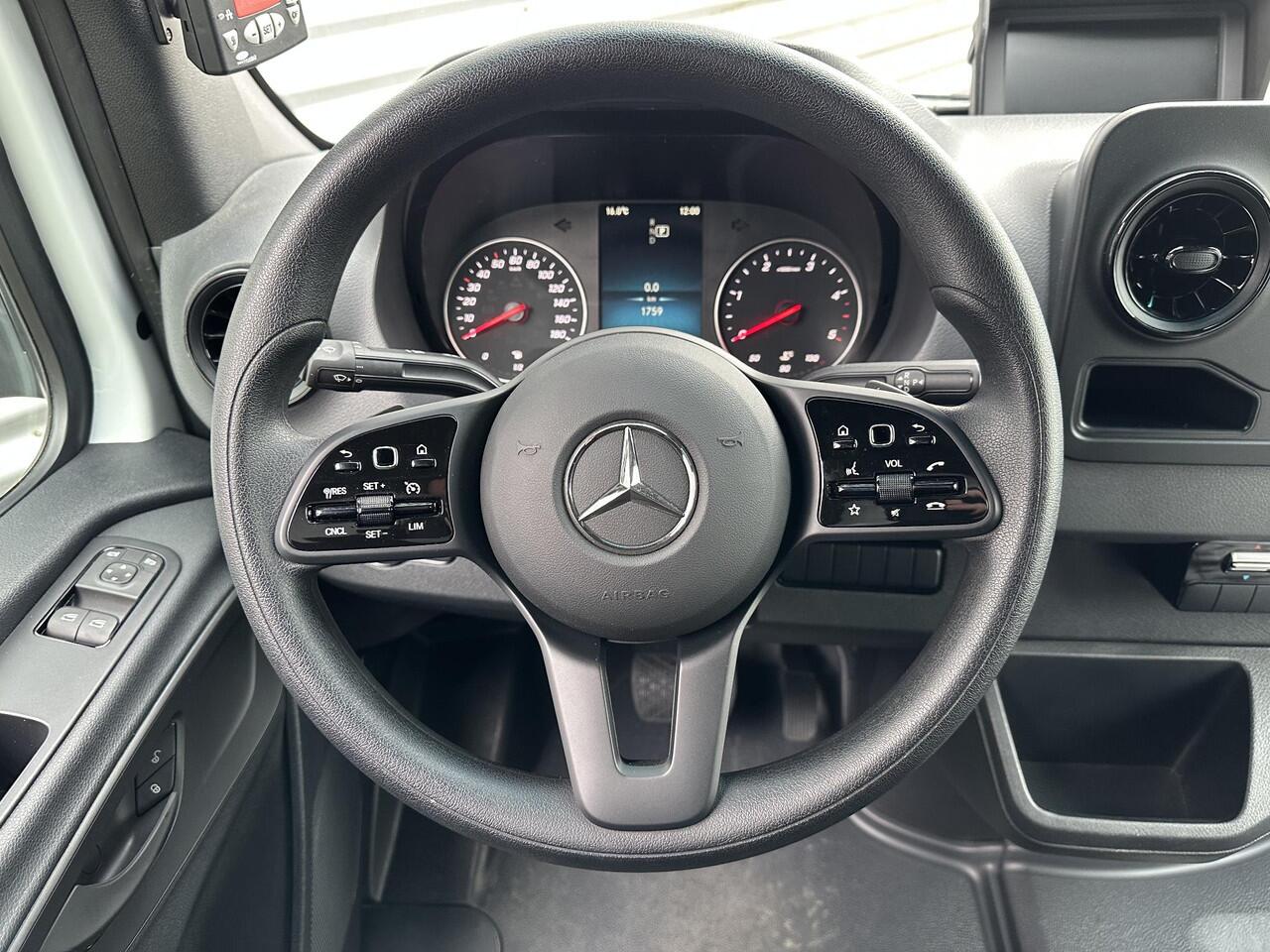 Mercedes-Benz SPRINTER 519 CDI Koeling-Vriezen Dag en Nacht Vleesvervoer Hangwerk Bakwagen