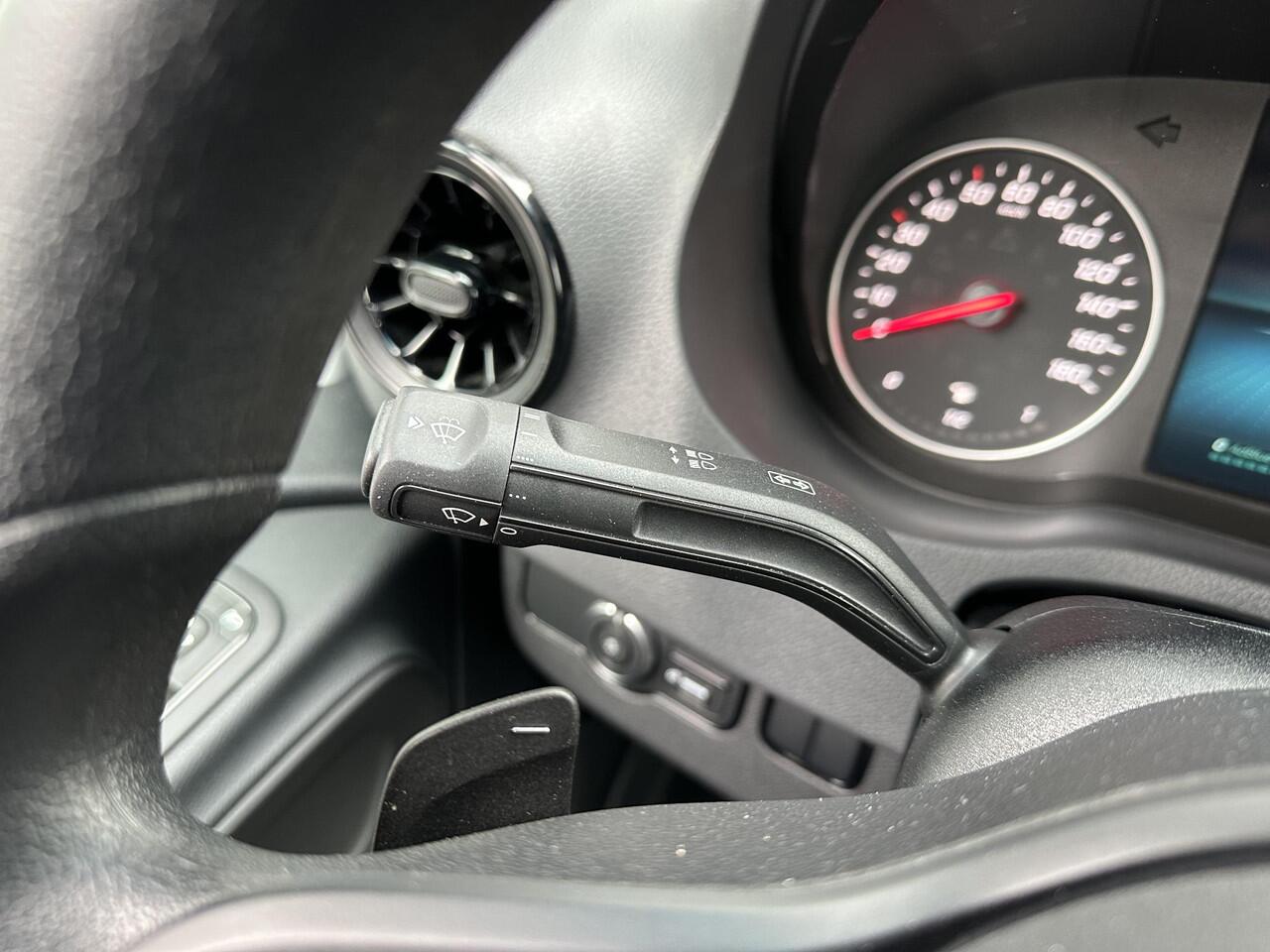 Mercedes-Benz SPRINTER 519 CDI Koeling-Vriezen Dag en Nacht Vleesvervoer Hangwerk Bakwagen