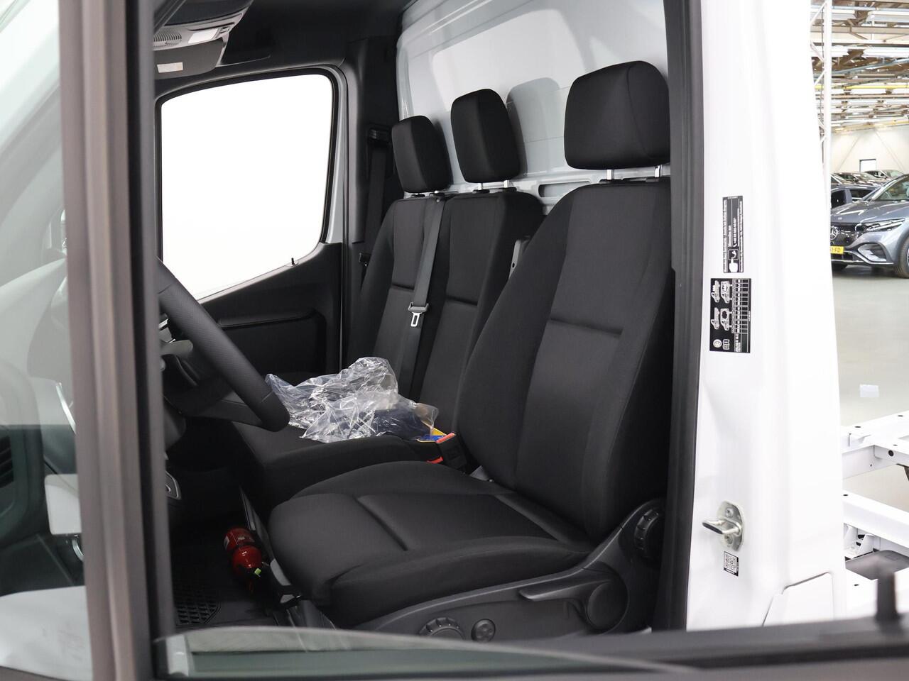 Mercedes-Benz SPRINTER 317 CDI L3 Chassis RWD Pro | 2024 Registratie | 3500 KG Trekhaak | 10.25 "MBUX Navigatiesysteem |