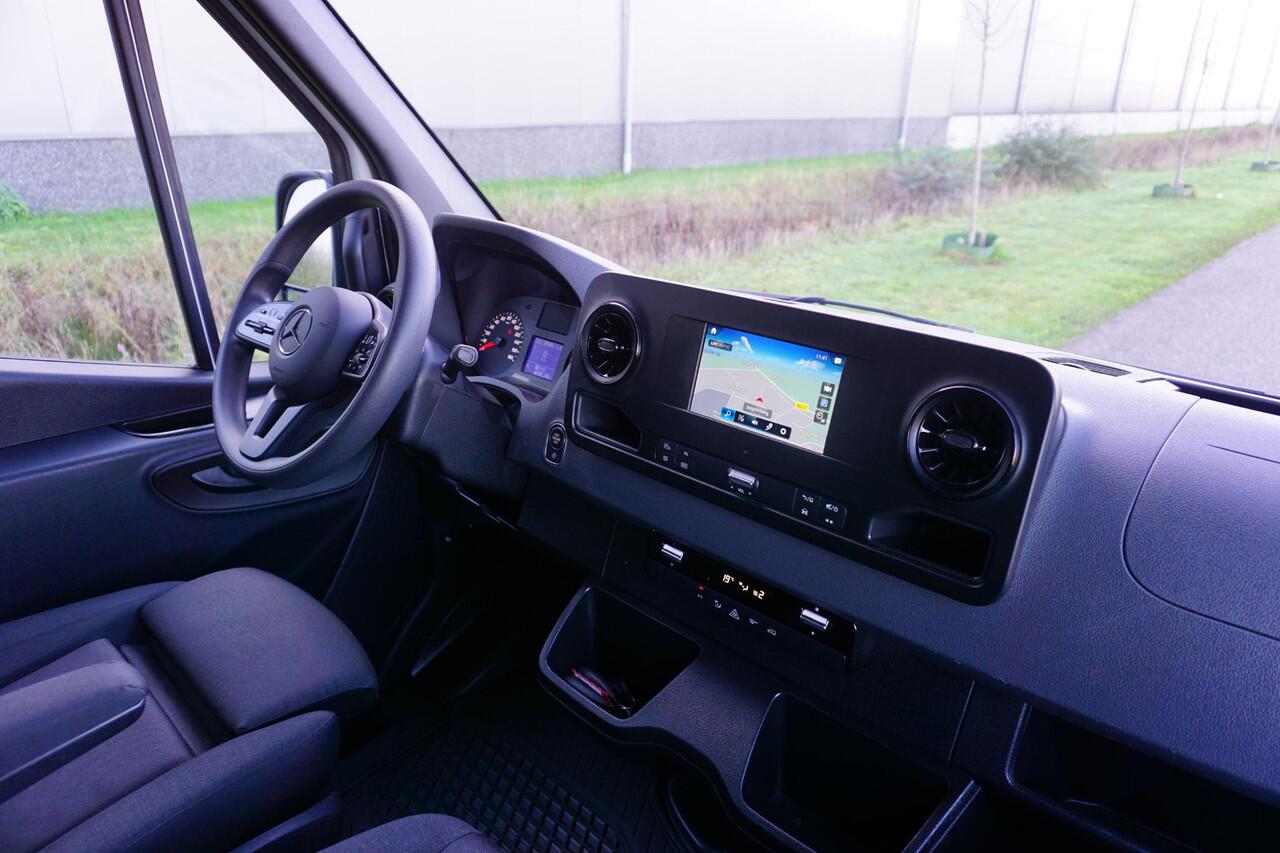 Mercedes-Benz SPRINTER 317 L2H2 RWD Automaat |EURO6 |1e eigenaar |Topstaat |Betimmering |Fabrieksgarantie |Camera |Cruise |Navi |Climate control |Stoelverwarming |3500 KG |170 pk