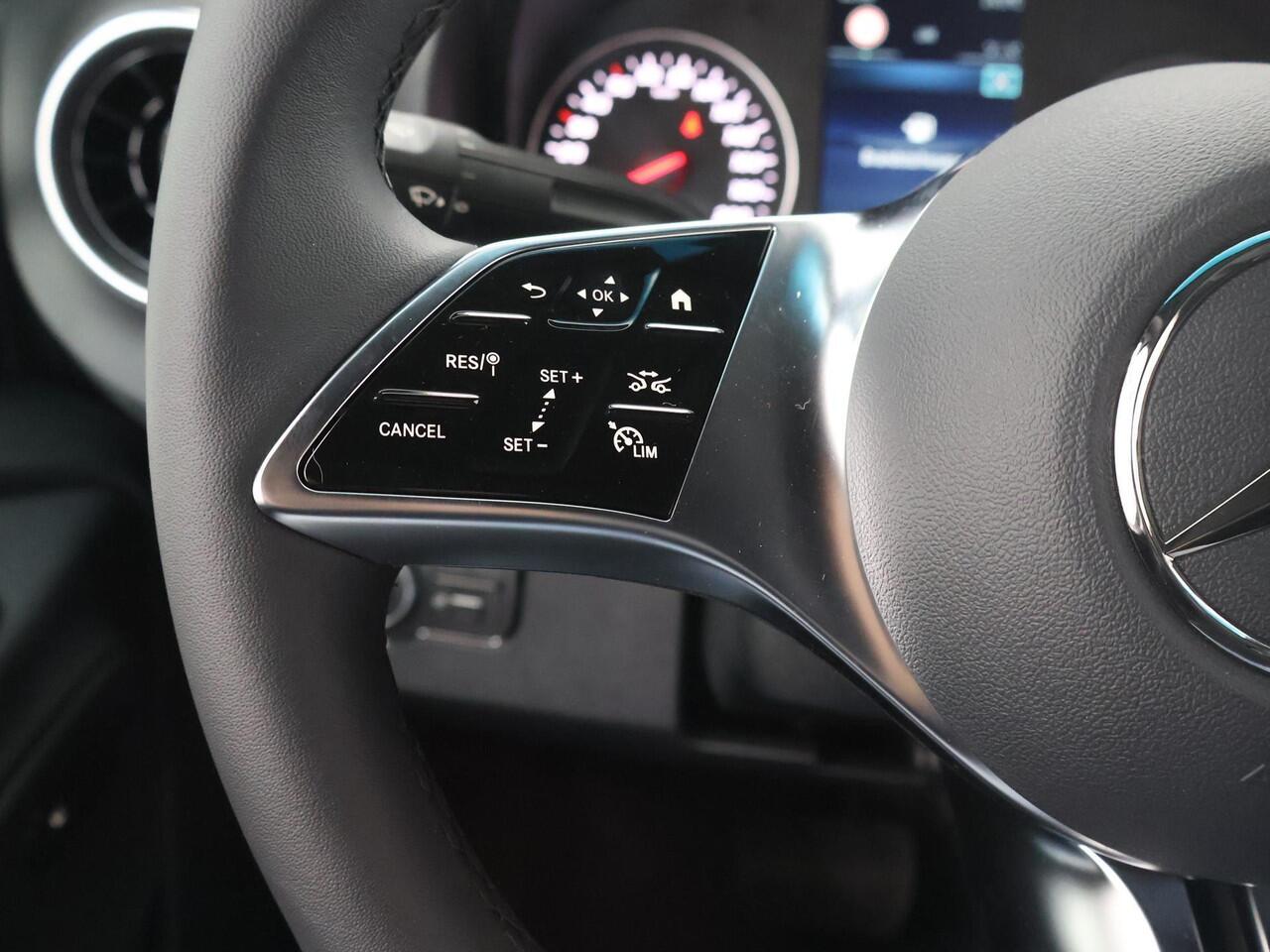 Mercedes-Benz SPRINTER 319 L2H2 RWD SELECT | LED | DISTRONIC | WINTERPAKKET | LEER | BPM VRIJ