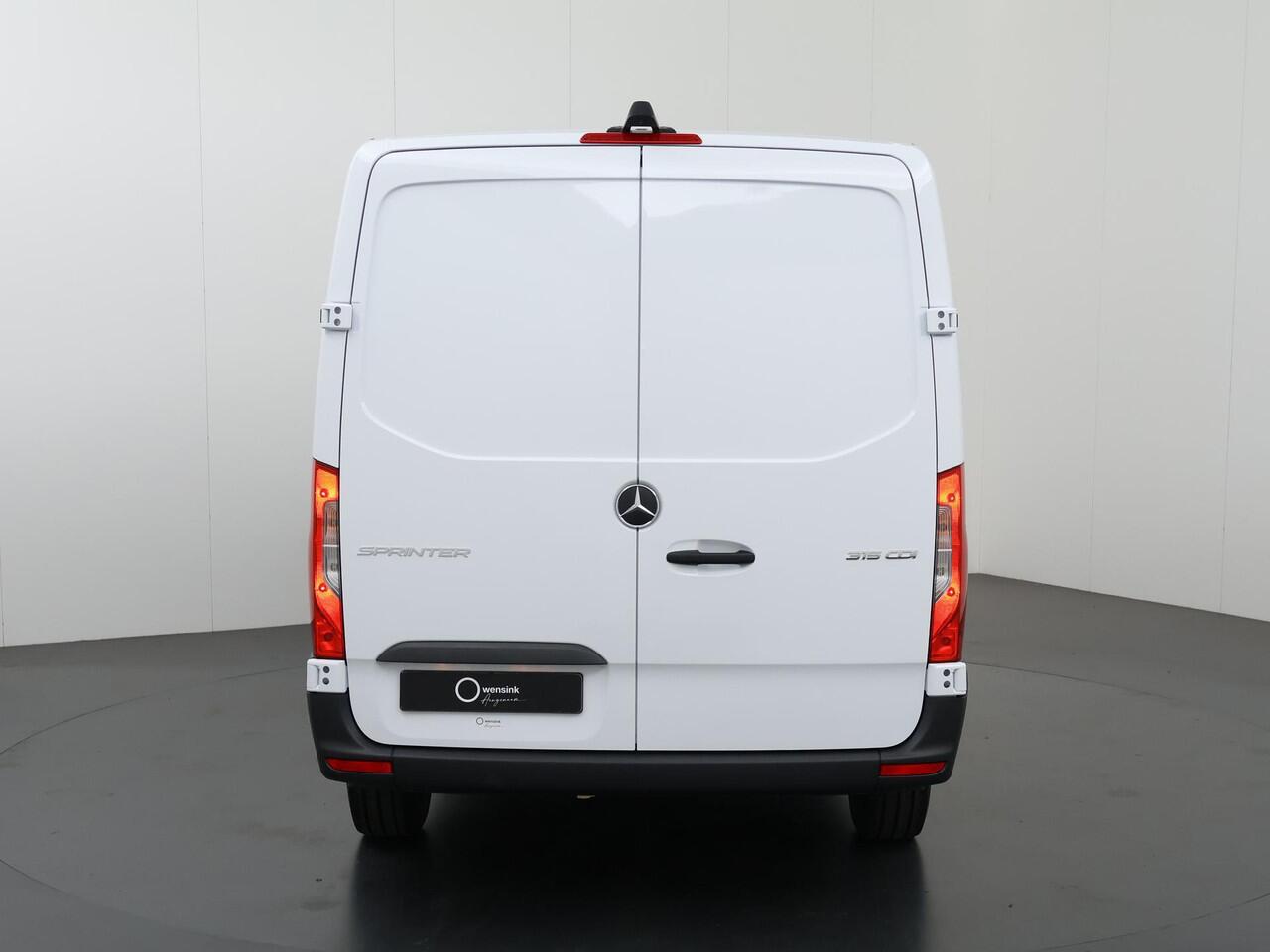 Mercedes-Benz SPRINTER 315 CDI | L2 H1 | RWD | PRO | Parkeercamera | Airco | Dodehoekassistent | Zijwindassistent | Cruise Control | Chauffeursstoel |