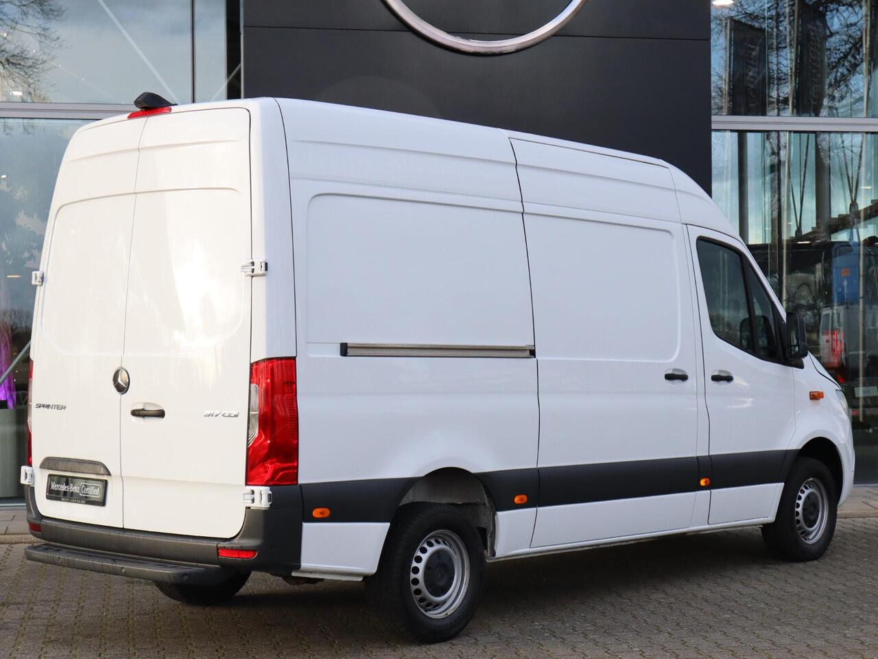 Mercedes-Benz SPRINTER 317 CDI L2H2 AUT.