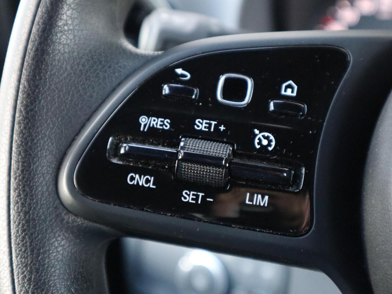 Mercedes-Benz SPRINTER 317 CDI L2H2 AUT.