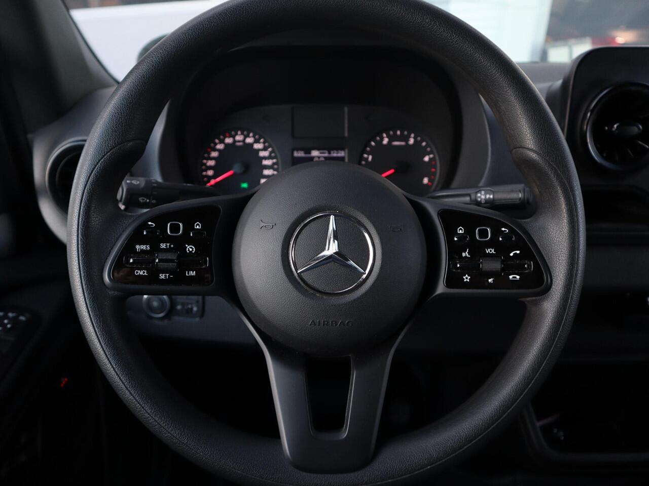 Mercedes-Benz SPRINTER 317 CDI L2H2 AUT.