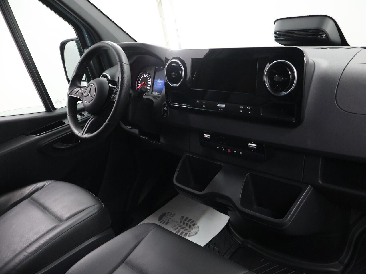 Mercedes-Benz SPRINTER 317 CDI | Aut. | L2 H2 | Pro | | Achteruitrijcamera | Verwarmde Comfortstoel Bestuurder met Bijrijdersbank | Airco | Apple Carplay/Android Auto | 3500 KG AHW Voorbereiding | Certified |