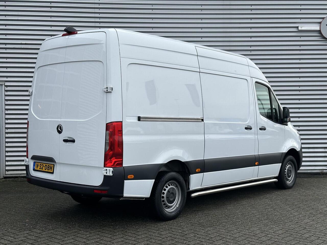 Mercedes-Benz SPRINTER 317 CDI L2H2 Automaat Carplay Navigatie Camera 3500kg Trekgewicht