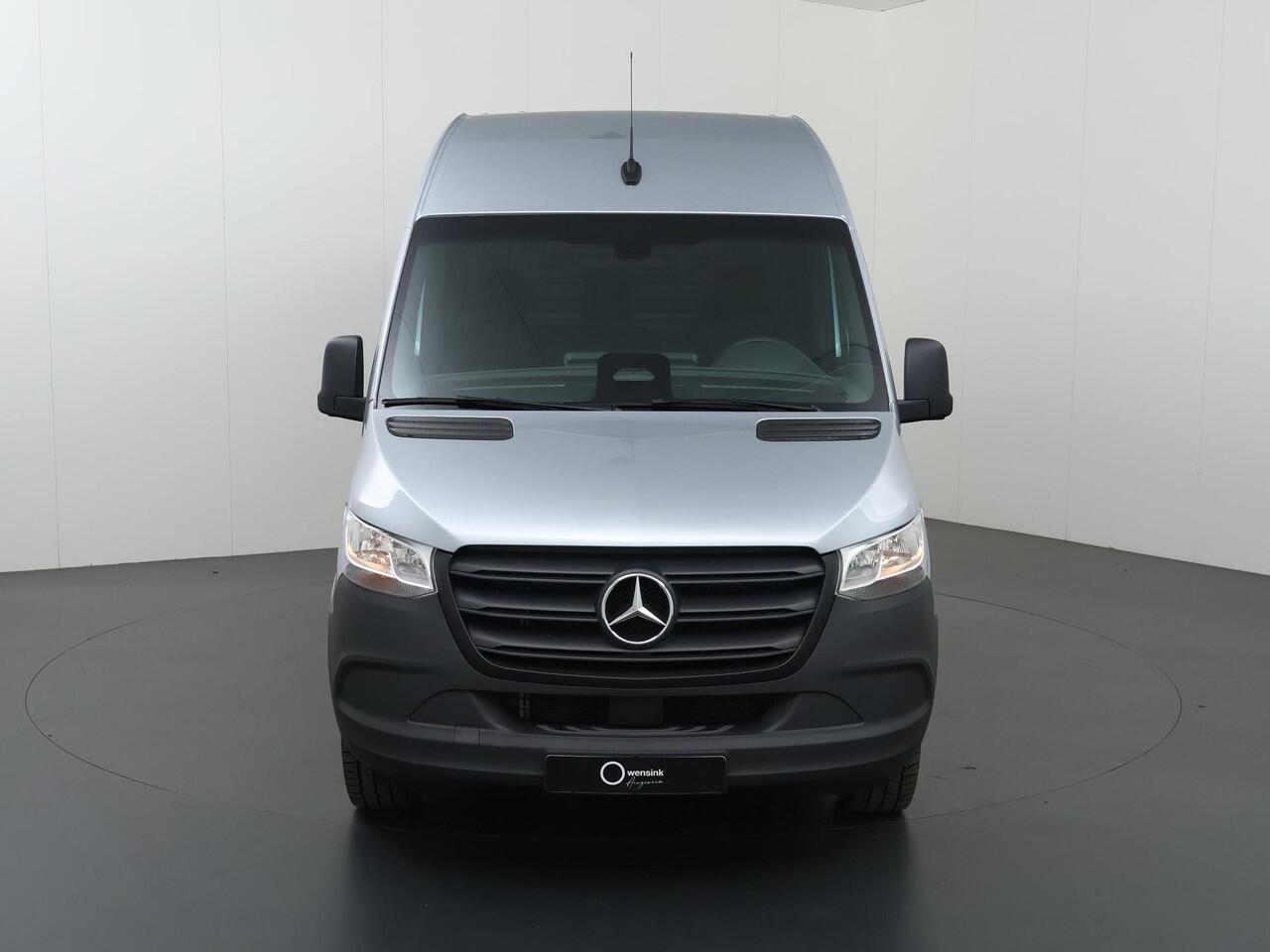 Mercedes-Benz SPRINTER 315 CDI | L2 H2 | PRO | 3500 KG. AHW | 3 zits | Achteruitrijcamera | Betimmering | Laadvloer | Apple Carplay/Android Auto | Certified