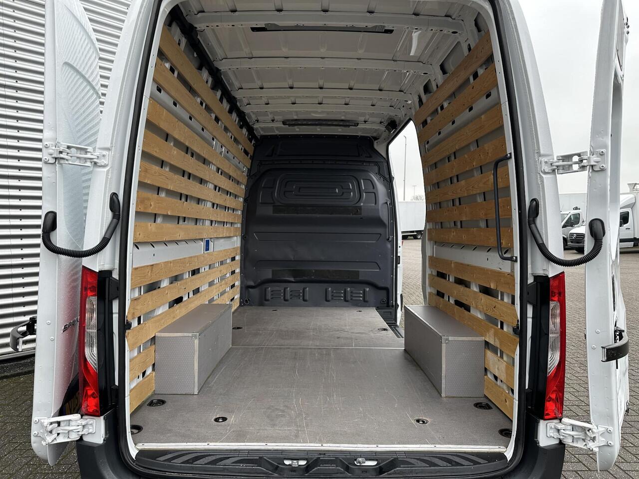 Mercedes-Benz SPRINTER 317 CDI L2H2 Automaat Carplay Navigatie Camera 3500kg Trekgewicht