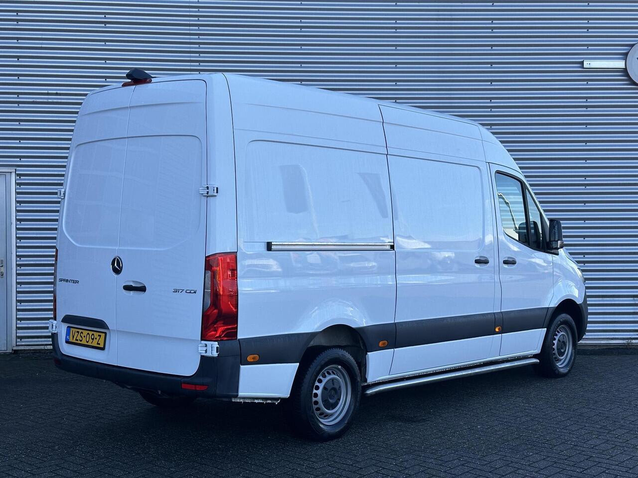 Mercedes-Benz SPRINTER 317 CDI L2H2 Automaat Carplay Navigatie Camera 3500kg Trekgewicht