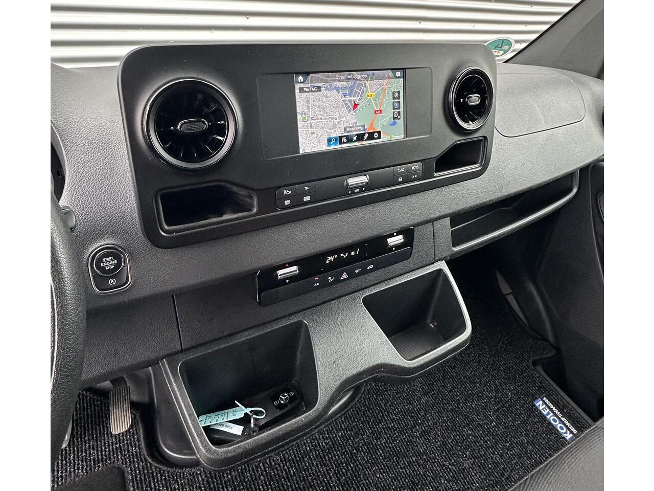 Mercedes-Benz SPRINTER 317 CDI L2H2 navi/camera/aut/mf stuur