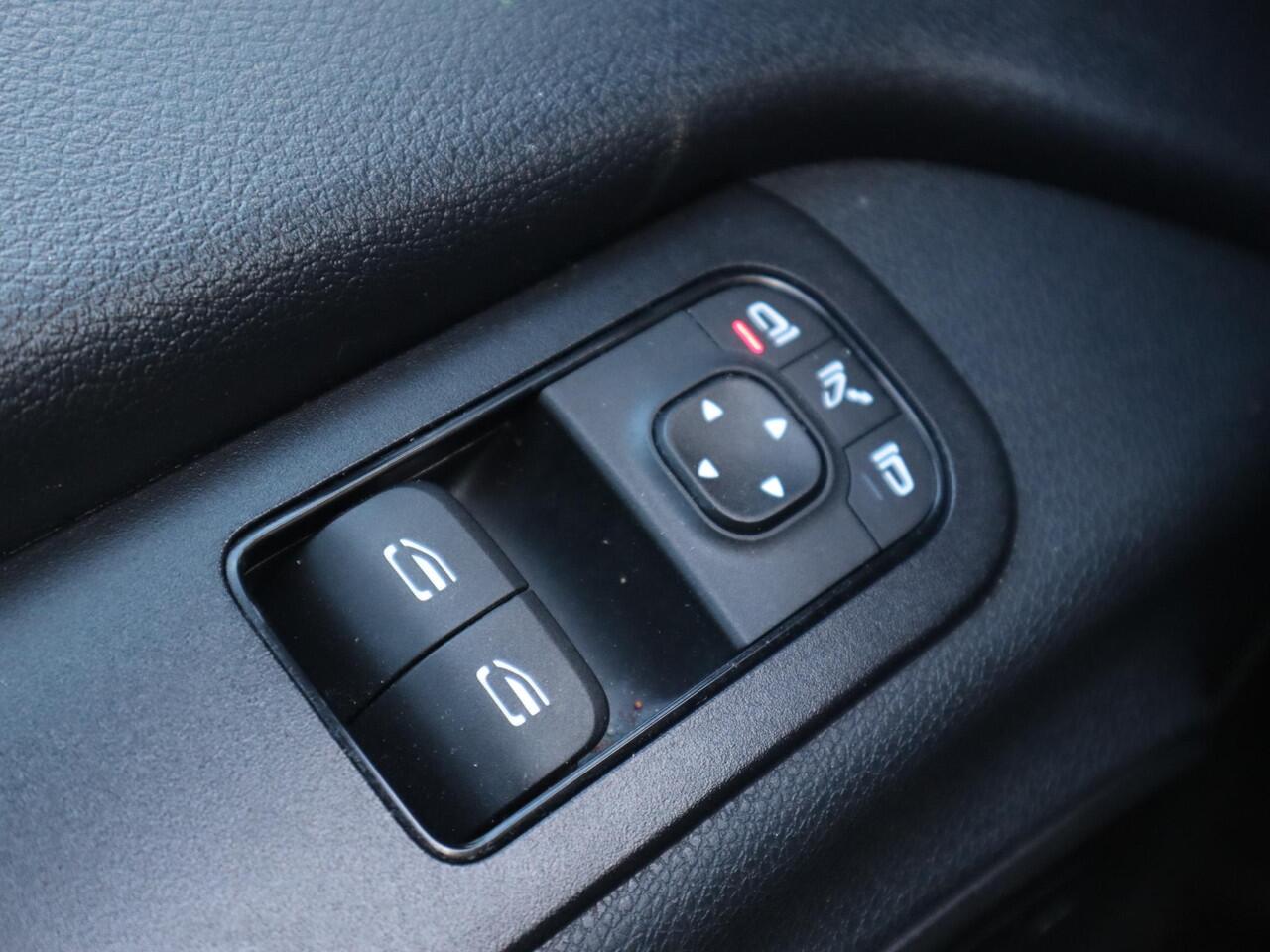 Mercedes-Benz SPRINTER 317 CDI L2H2 DUBBELE CABINE