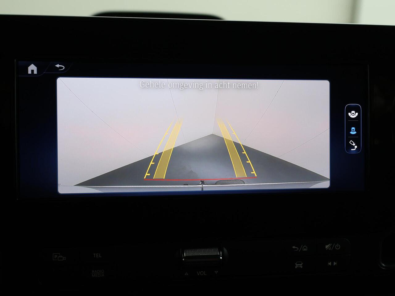 Mercedes-Benz SPRINTER 317 CDI | Aut. | L2 H1 | Pro | 3500 KG. AHW | Parkeercamera | Apple Carplay/Android Auto | Alarm | Trekhaak | 3-zits | BPM-VRIJ | Certified