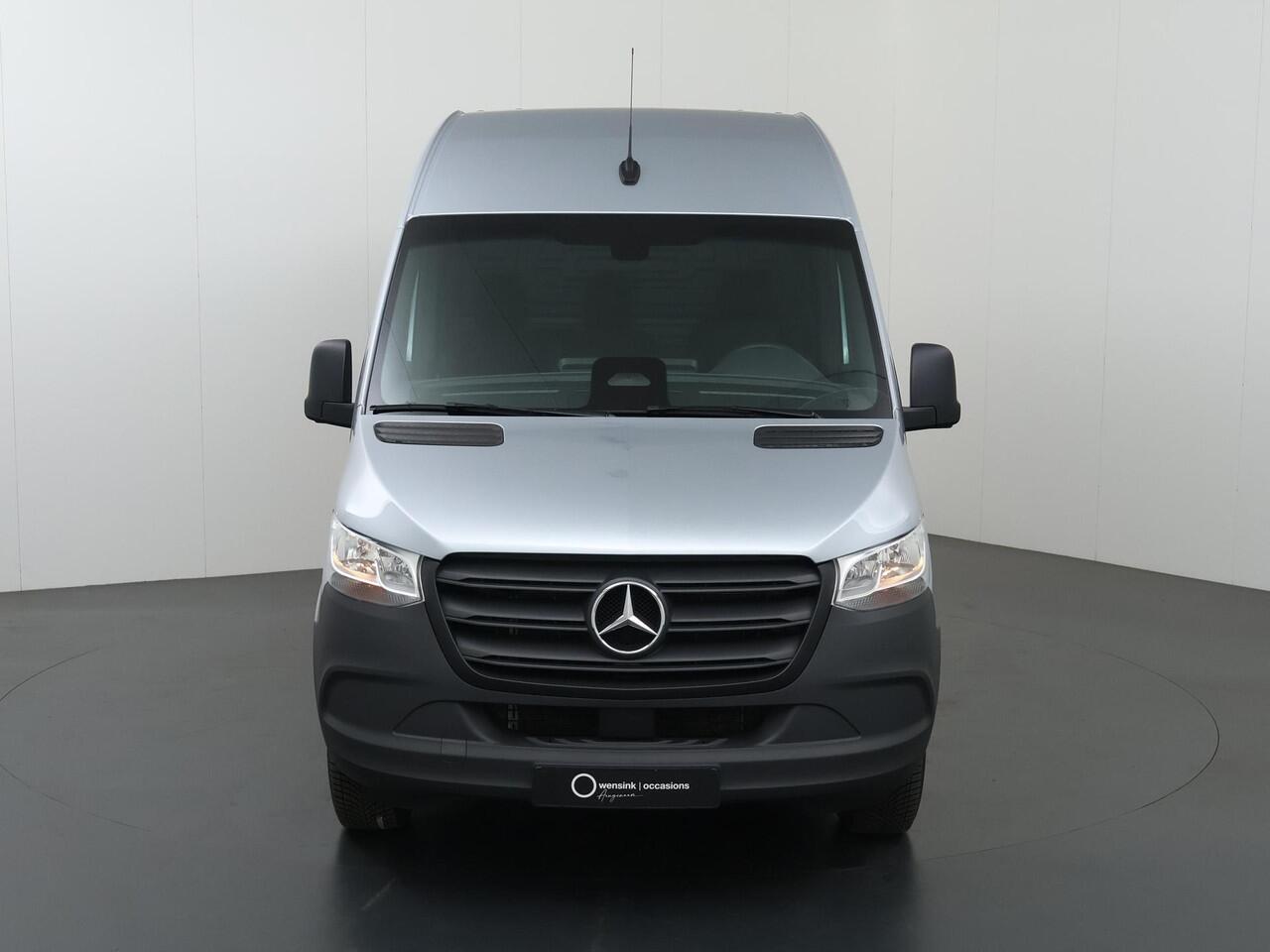 Mercedes-Benz SPRINTER 315 CDI | L2 H2 | Pro | 3 zits | Achteruitrijcamera | Betimmering | Laadvloer | Apple Carplay/Android Auto | Certified