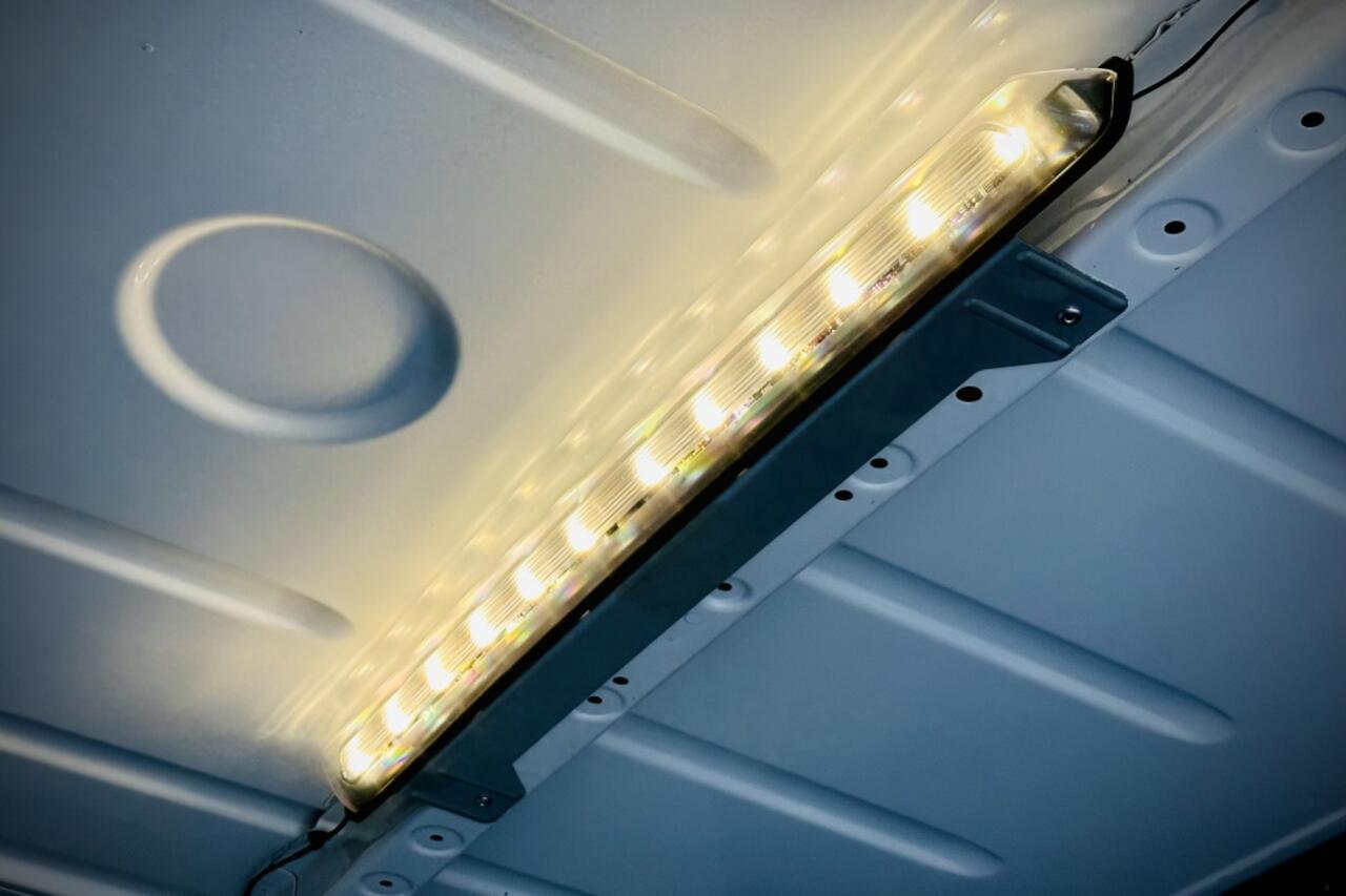 Mercedes-Benz SPRINTER 315 1.9 CDI L2H2 RWD BPM VRIJ | CAMERA | CARPLAY + ANDROID