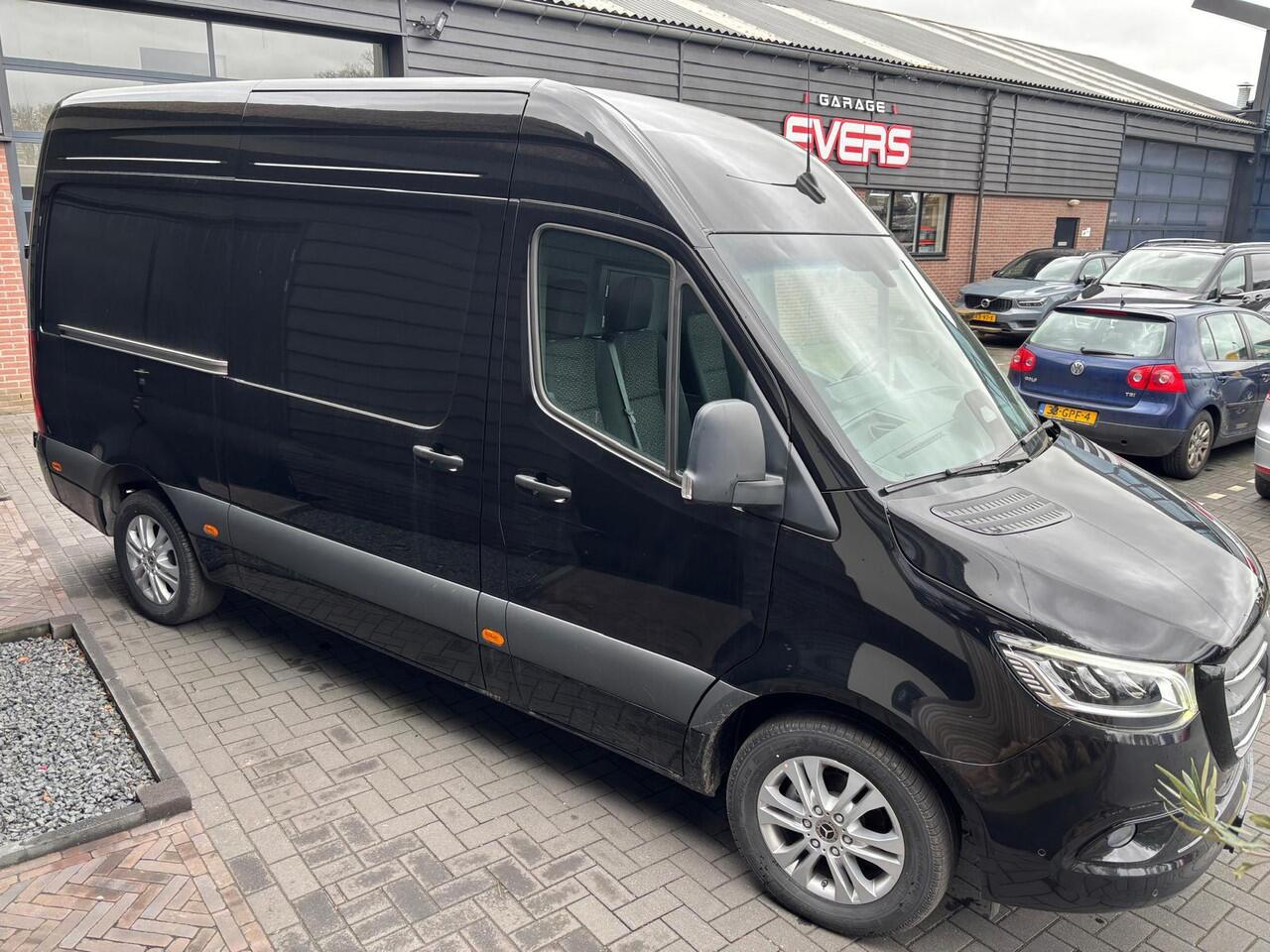 Mercedes-Benz SPRINTER 319 1.9 CDI L2 Pro