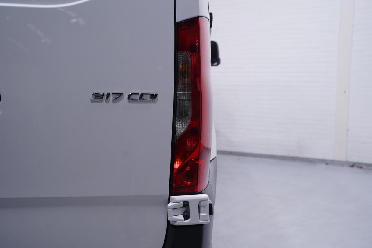 Mercedes-Benz SPRINTER 317 CDI 170 pk Aut. L2H2 Navi, 360 Camera Laadruimte Pakket, PDC V+A, Cruise Control, 3-Zits