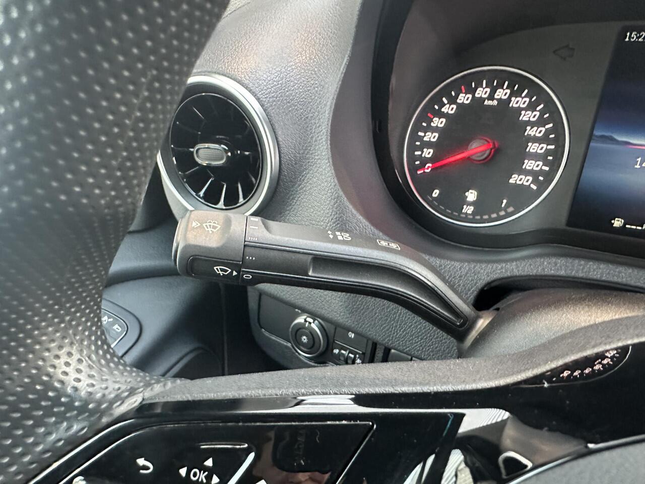 Mercedes-Benz SPRINTER 317 CDI L2 Dubbele Cabine Open Laadbak 3500kg Trekhaak MBUX Cruise control etc