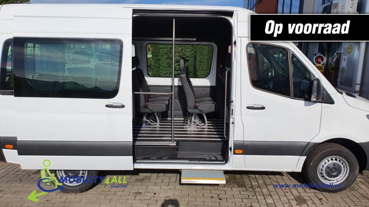 Mercedes-Benz SPRINTER 9-persoons rolstoelbus