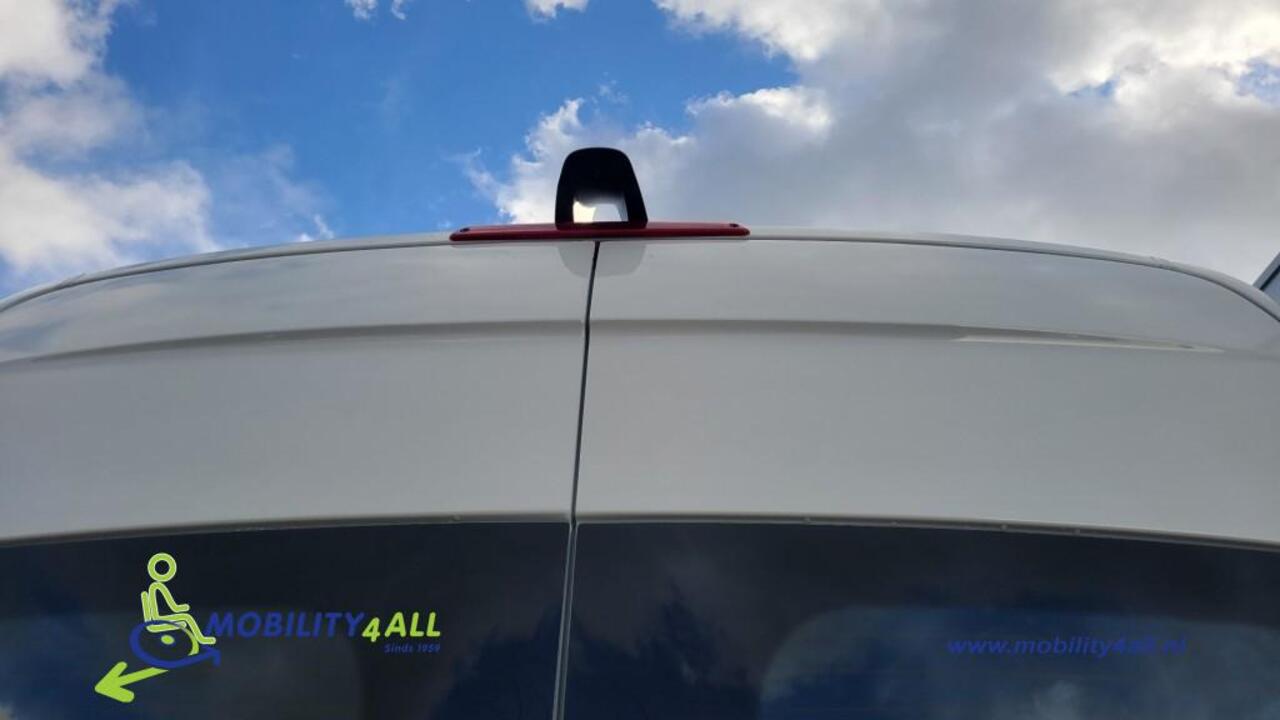 Mercedes-Benz SPRINTER 9-persoons rolstoelbus