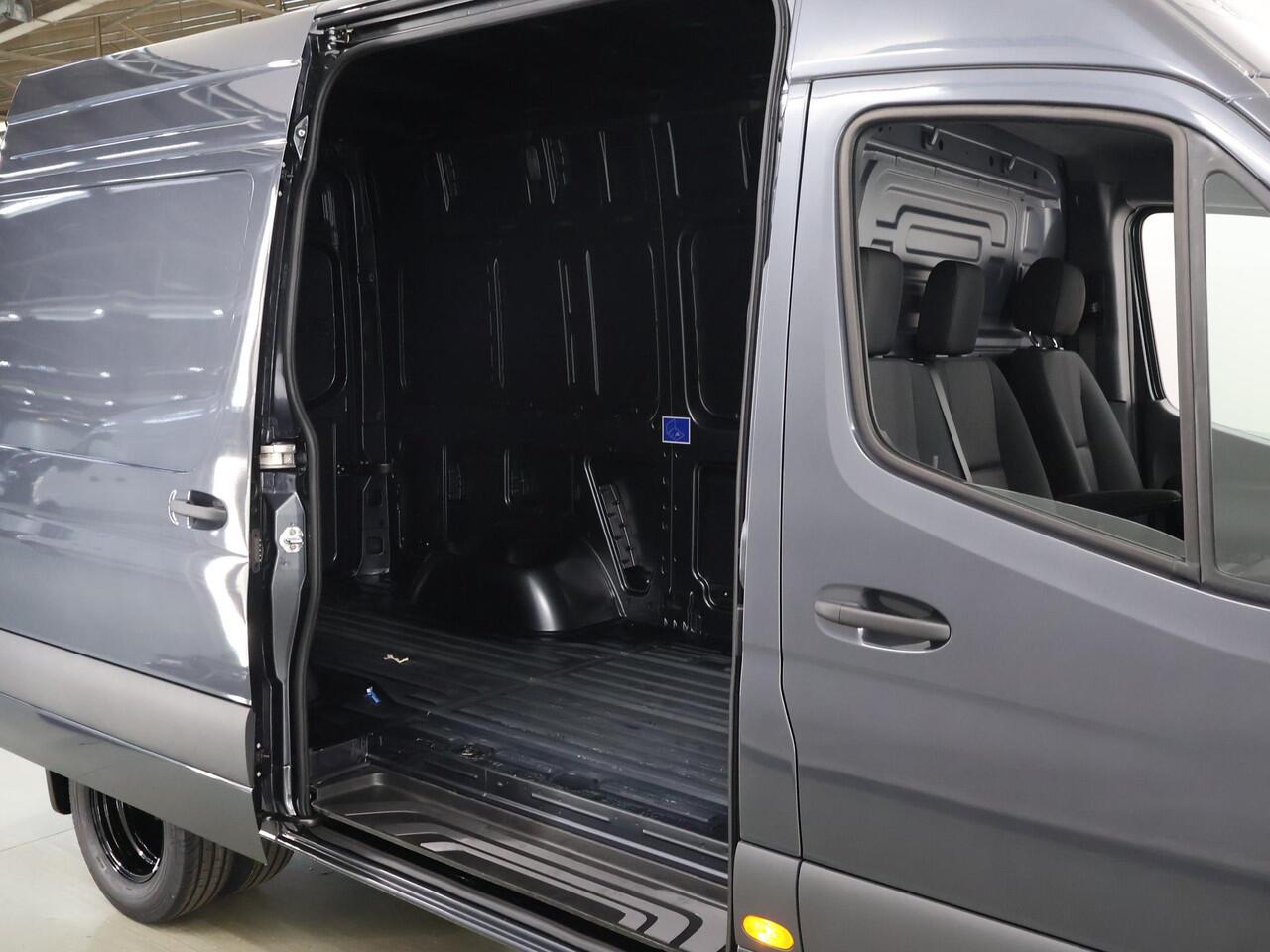 Mercedes-Benz SPRINTER 519 CDI L2 H2 Select | 5.0 T | 5000 GVW | N2 | Tachograaf | Smartphone integratie pakket | Distronic | Winterpakket |