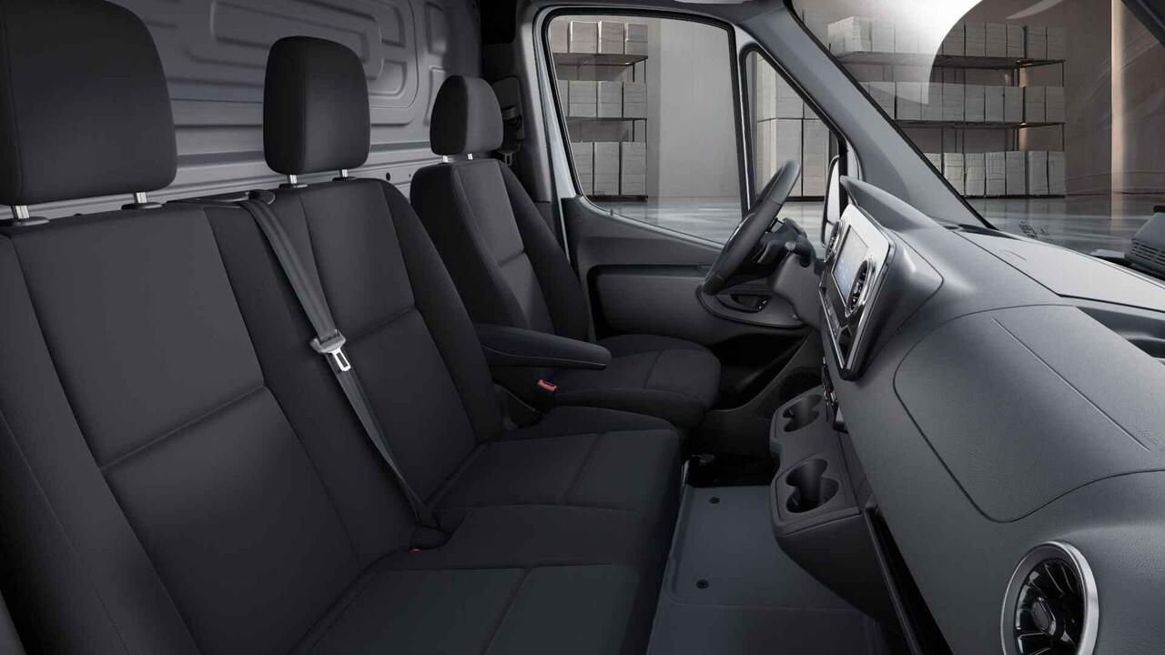 Mercedes-Benz SPRINTER 315 CDI L2 RWD Pro