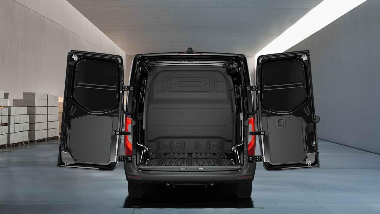 Mercedes-Benz SPRINTER 315 CDI L2 RWD Pro