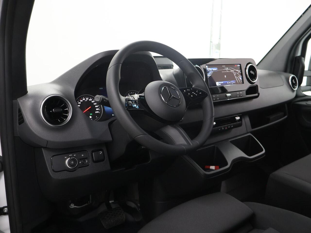 Mercedes-Benz SPRINTER 317 CDI | Aut. | Chassis | L3 | 3500 KG. AHW | Airco | Cruise Control | MBUX Navigatie | Apple Carplay/Android Auto | Lane-Assist | Comfort Bestuurdersstoel | 3500 KG. AHW | ELKE OPBOUW MOGELIJK