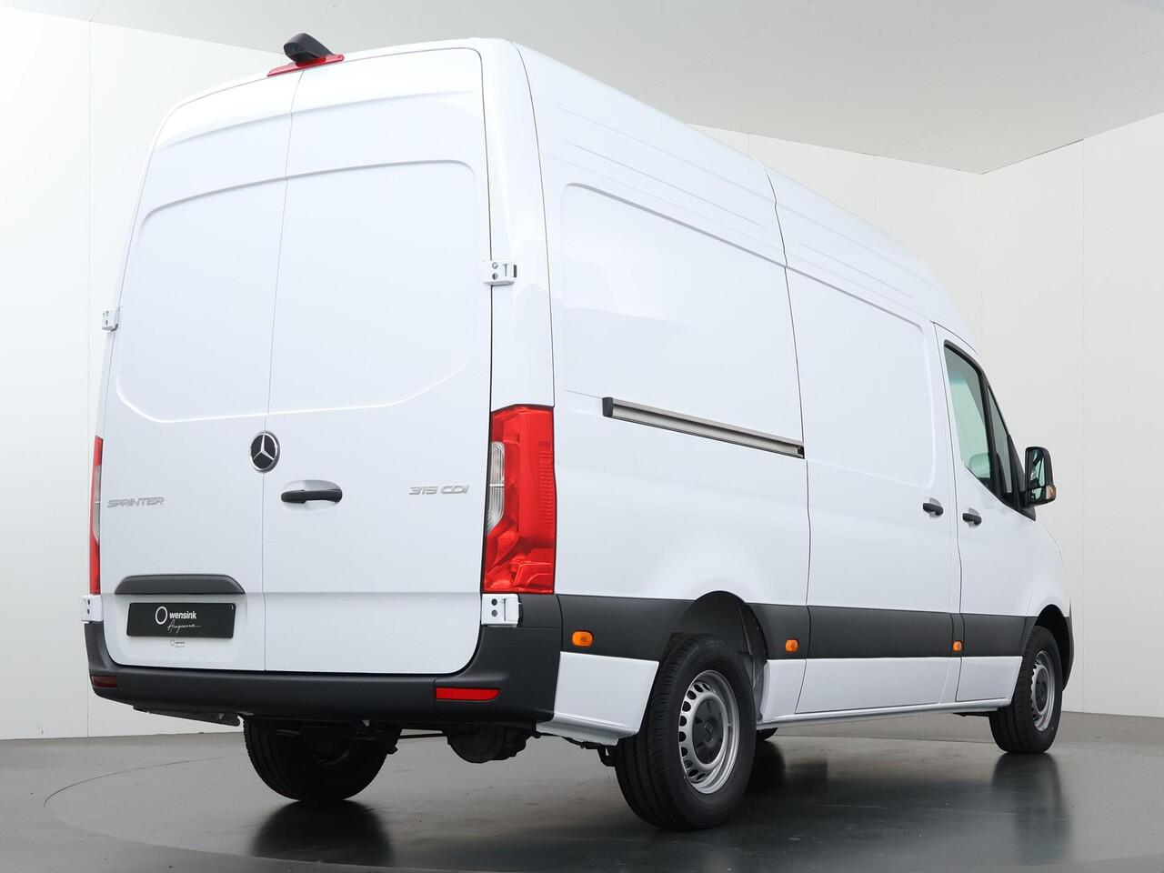 Mercedes-Benz SPRINTER 315 CDI | Aut. | L2 H2 | PRO | 3500 KG. AHW | Apple Carplay / Android Auto | Achteruitrijcamera | Lane-Assist | Side-Assist | Comfort-stoelen | Cruise Control | 3500 KG. AHW |