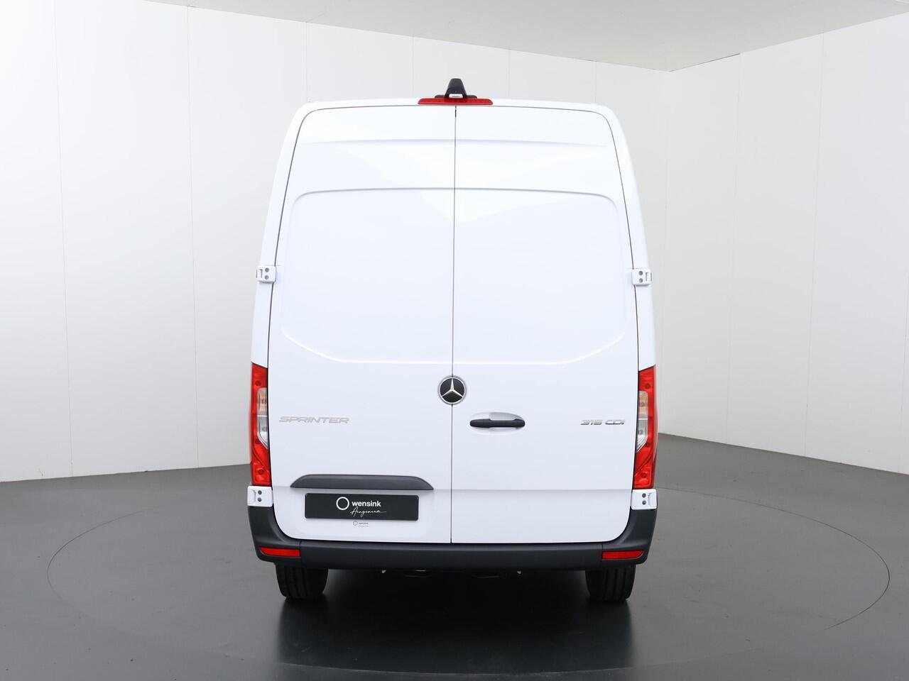 Mercedes-Benz SPRINTER 315 CDI | Aut. | L2 H2 | PRO | 3500 KG. AHW | Apple Carplay / Android Auto | Achteruitrijcamera | Lane-Assist | Side-Assist | Comfort-stoelen | Cruise Control | 3500 KG. AHW |