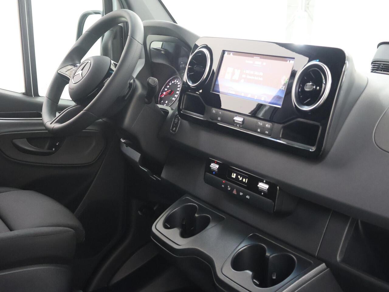 Mercedes-Benz SPRINTER 315 CDI | Aut. | L2 H2 | PRO | 3500 KG. AHW | Apple Carplay / Android Auto | Achteruitrijcamera | Lane-Assist | Side-Assist | Comfort-stoelen | Cruise Control | 3500 KG. AHW |