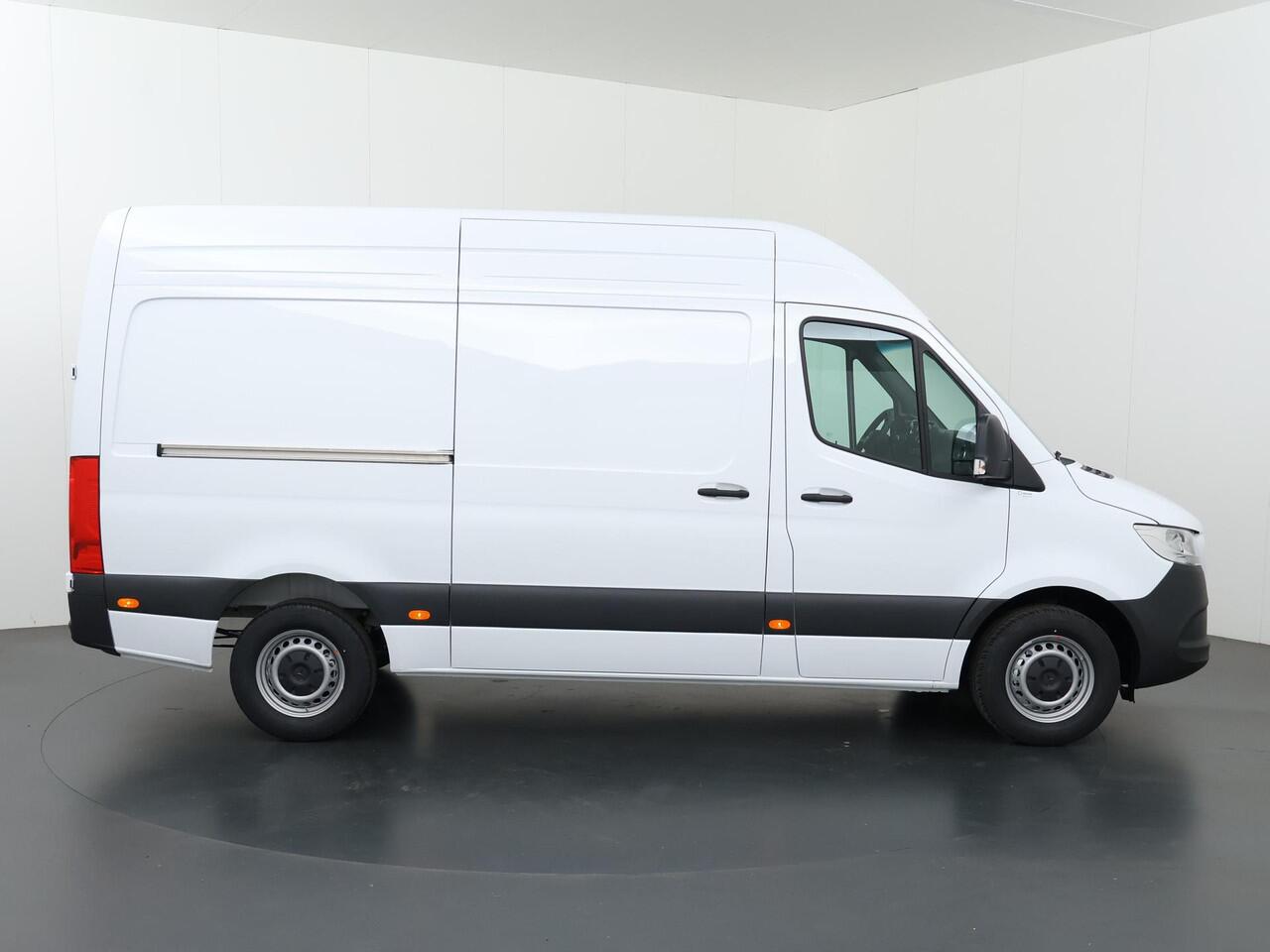 Mercedes-Benz SPRINTER 317 CDI GB L2 H2 RWD PRO | 3500 KG Trekgewicht | Achteruitrijcamera | Cruise Control | Airco | Climate Control |