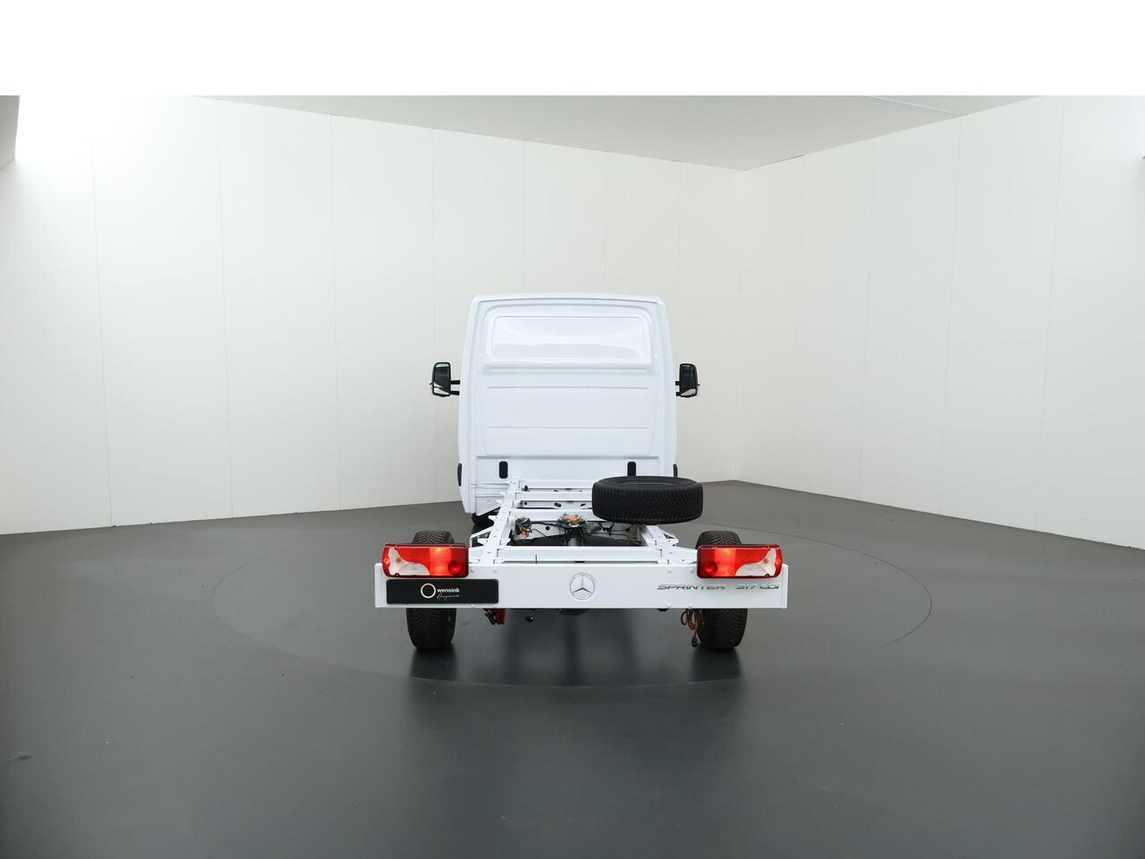 Mercedes-Benz SPRINTER 317 CDI | Aut. | Chassis | L3 | 3500 KG. AHW | Airco | Cruise Control | MBUX Navigatie | Apple Carplay/Android Auto | Lane-Assist | Comfort Bestuurdersstoel | 3500 KG. AHW | ELKE OPBOUW MOGELIJK