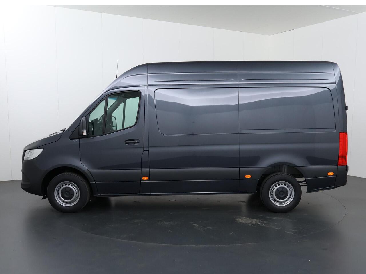 Mercedes-Benz SPRINTER 315 CDI | L2 H2 | Aut. | RWD | PRO | BPM VRIJ! | 3500 KG AHW | CARPLAY | ANDROID AUTO | 3-ZITS | CRUISE | CAMERA | AIRCO | SPOORASSISTENT | DODEHOEKDETECTIE | METALLIC