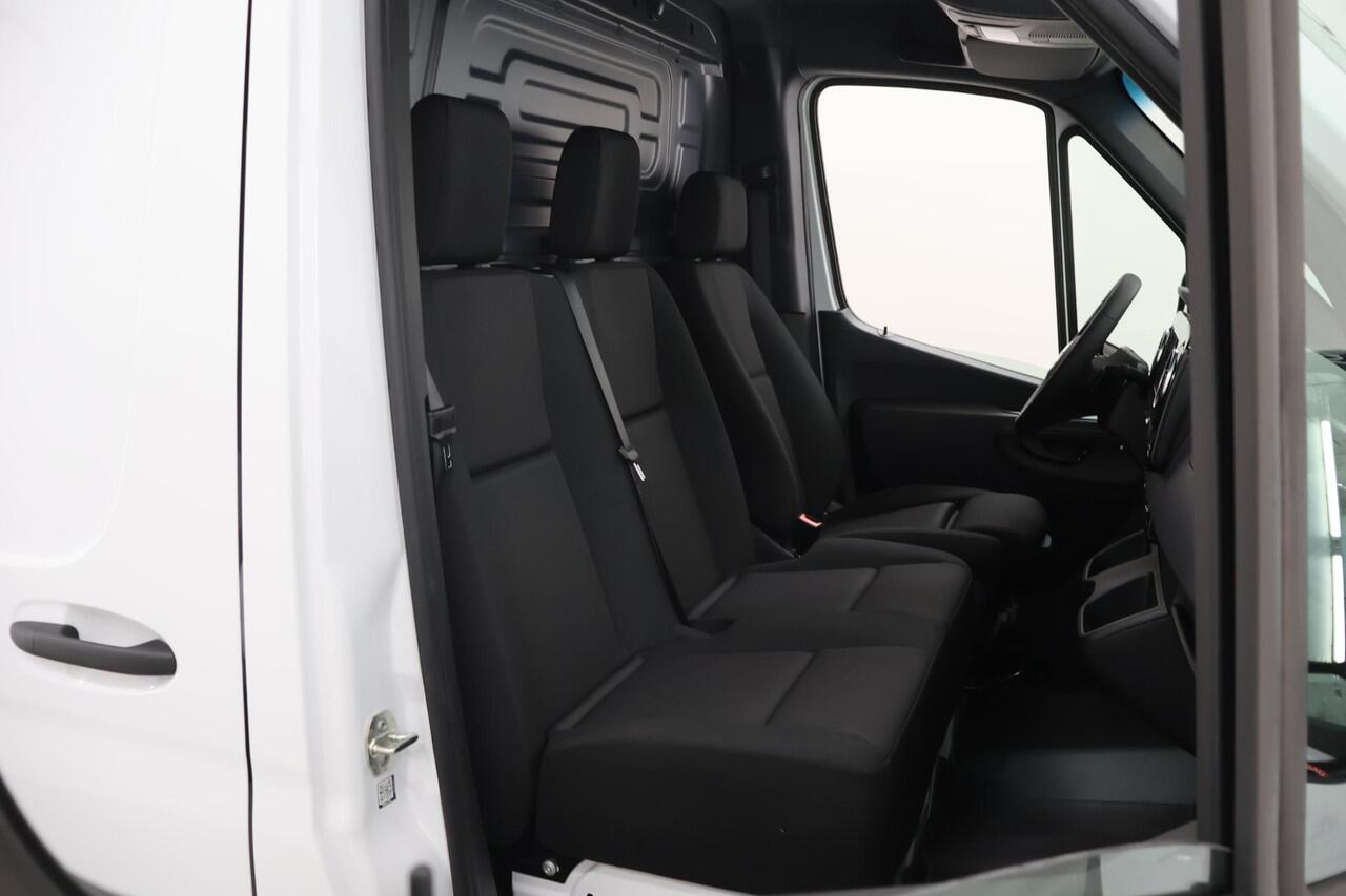 Mercedes-Benz SPRINTER 317 CDI L4 H2 PRO | Luchtvering Achteras | Dubbele Schuifdeur | Achteruitrijcamera | All Season Banden | Geveerde Stoel |