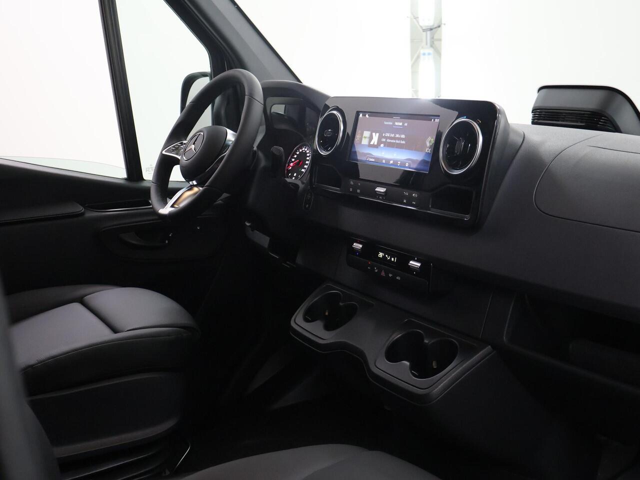 Mercedes-Benz SPRINTER 319 CDI L2 H2 Select | Dubbele Schuifdeur | Navigatie | Parkeerpakket met achteruitrijcamera | Smartphone integratie pakket | Distronic |