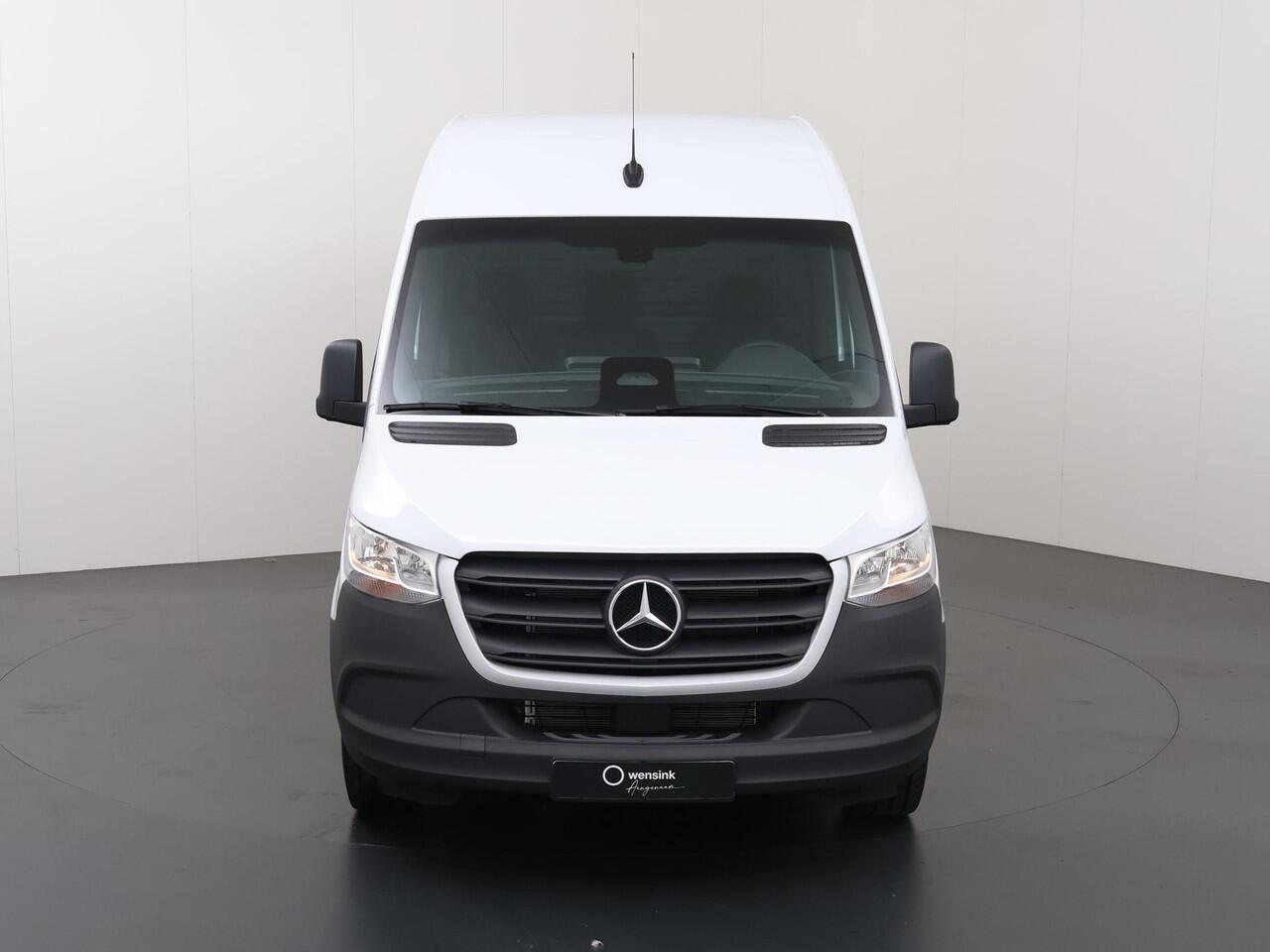 Mercedes-Benz SPRINTER 317 CDI | Aut. | L2 H2 | RWD | PRO | 3500KG. AHW | Airco | Cruise Control | Parkeercamera | Lane Assist | Dodehoekassistent | Comfort Bestuurdersstoel |