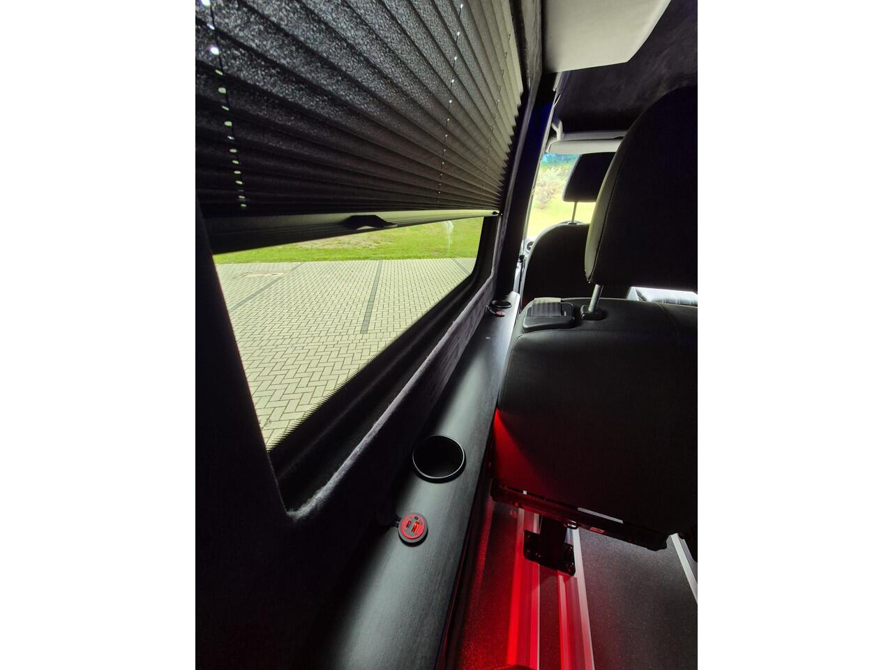 Mercedes-Benz SPRINTER Tourer 317 CDI L3 RWD Pro VIP Personenvervoer