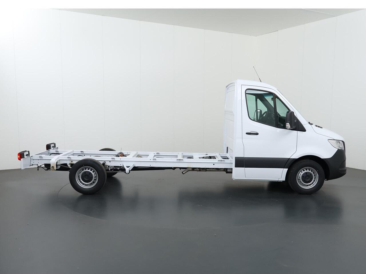 Mercedes-Benz SPRINTER 315 CDI | Aut. | L3 | Chassis | Pro | Airco | Cruise Control | Zijwindassistent | Lane Assist | Comfort-bestuurdersstoel | 3-zits | Apple Carplay/Android Auto | ELKE OPBOUW MOGELIJK