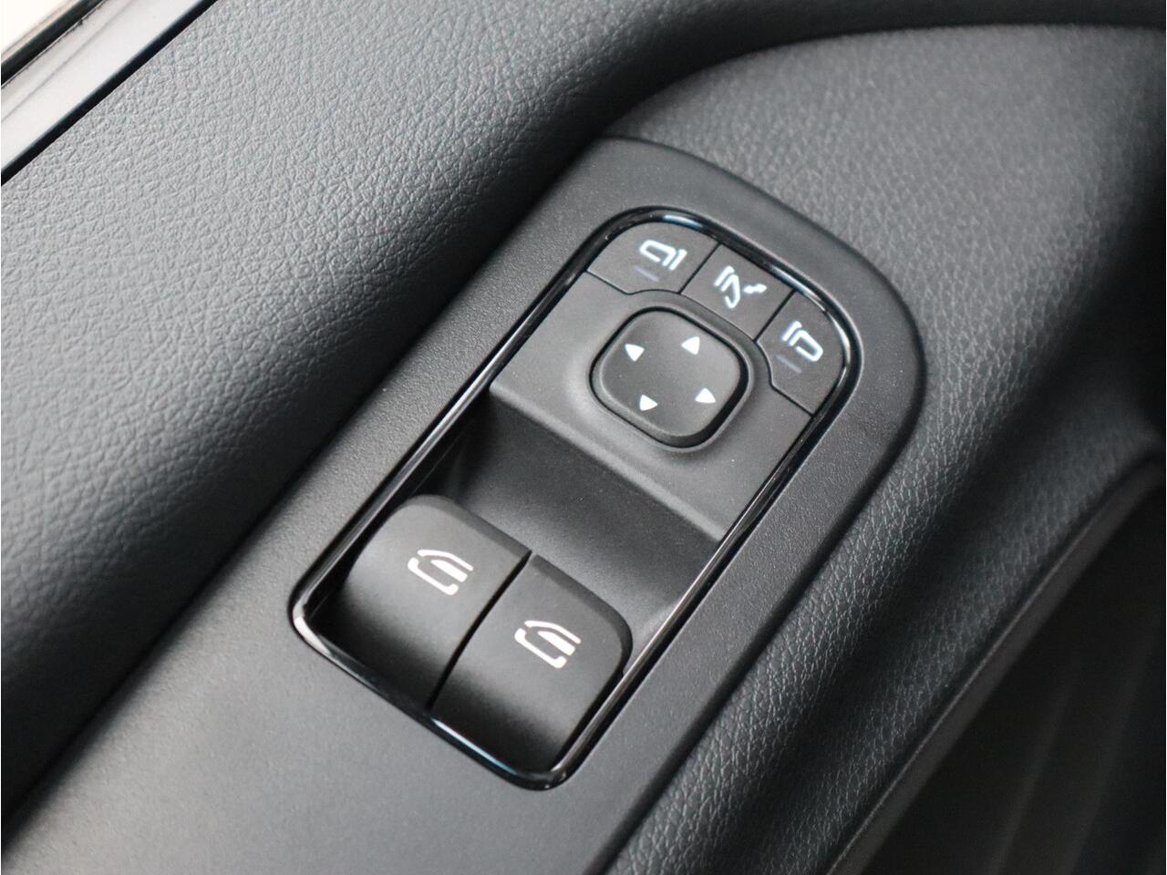 Mercedes-Benz SPRINTER 317 1.9 CDI L2 Pro HD NAVI VOORBER. 3.5T AHW SMARTPHONE INTEGRATIE