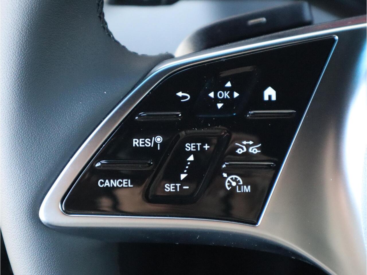 Mercedes-Benz SPRINTER 319 1.9 CDI L2 Pro DISTRONIC 3,5T AHW 360gr. CAMERA NAVI